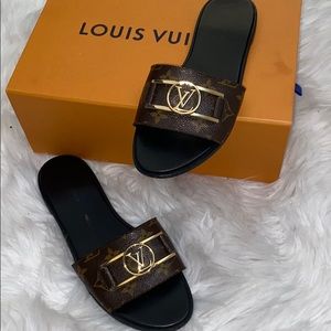 Louis Vuitton flats